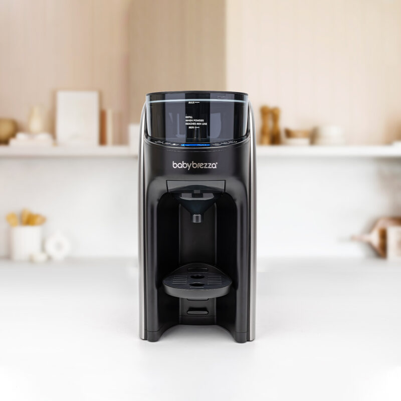 Baby Brezza Formula Pro Advanced, Silver / Black với thiết kế sang trọng, tinh tế, tính năng tiện dụng giúp hành trình nuôi con nhỏ của các mẹ trở nên đơn giản hơn nhiều.
